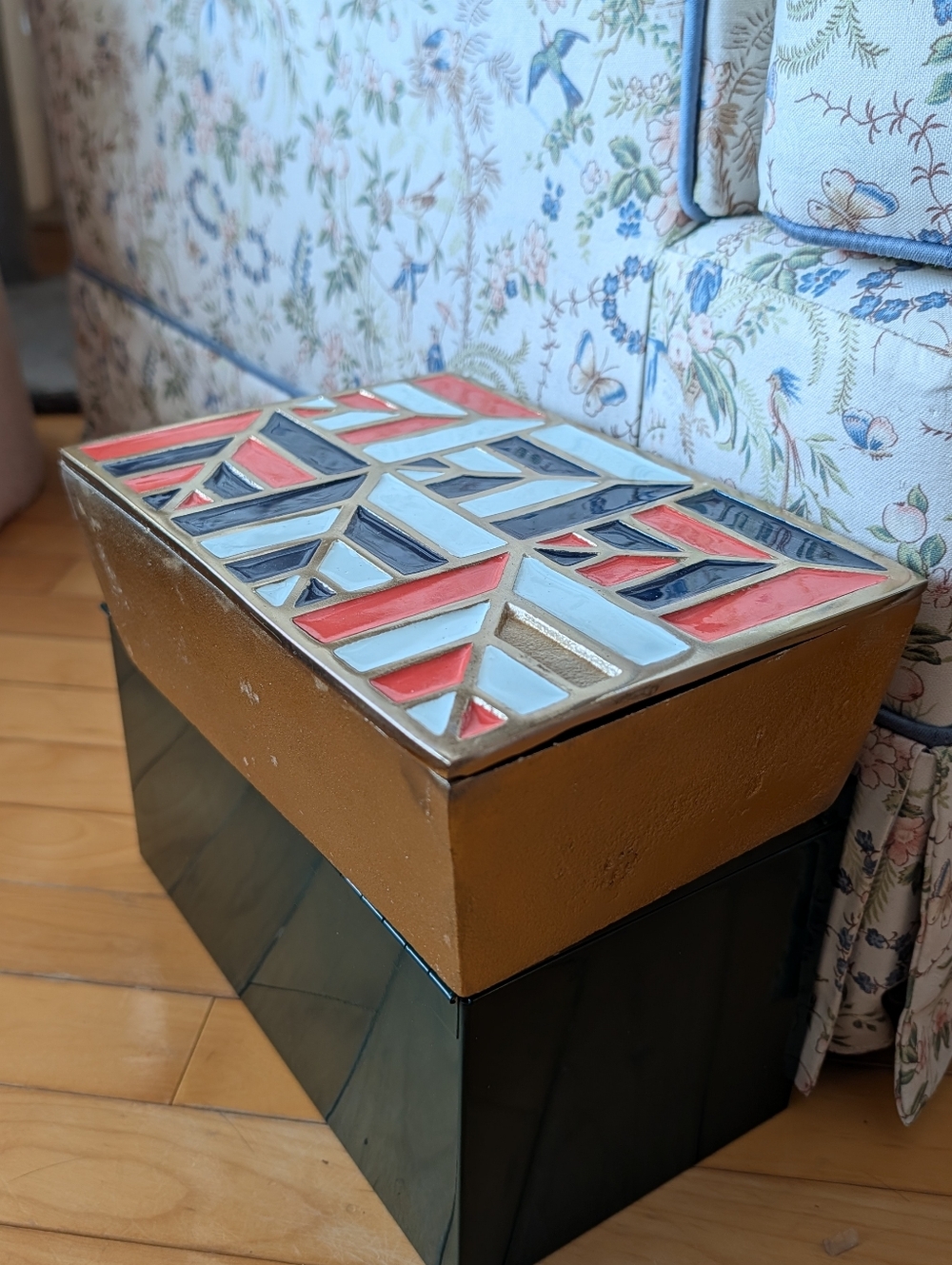 Vtg Brass & Enamel Large Nesting Boxes - Picture 6 of 16